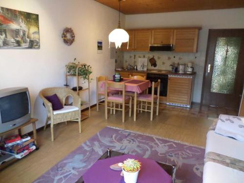 Appartement Ferienwohnung Kraemer Huttenthaler Strasse 60 Mossautal