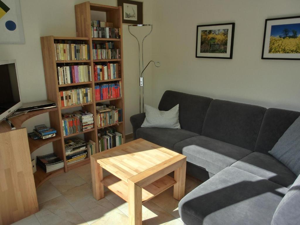 Appartement Ferienwohnung KWi 43 OG \ Igelring  43, 18181 Graal-Müritz