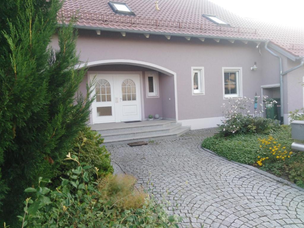 Appartement Ferienwohnung Lang Valentin-Still-Straße 1, 93149 Nittenau