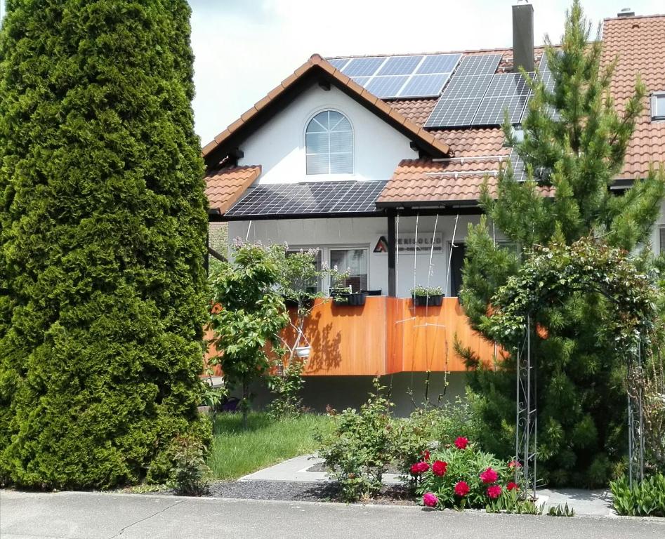 Appartement Ferienwohnung Martin 21 Nellenburgstraße, 78579 Neuhausen ob Eck