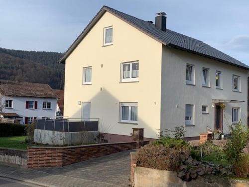 Appartement Ferienwohnung Martin Hofmann Karlsbader Str. 1 Buergstadt