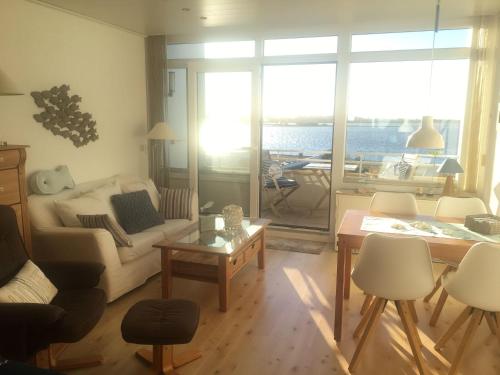 Appartement Ferienwohnung-Meeresblick-Fehmarn Strandhaferweg  4 Burgtiefe auf Fehmarn 