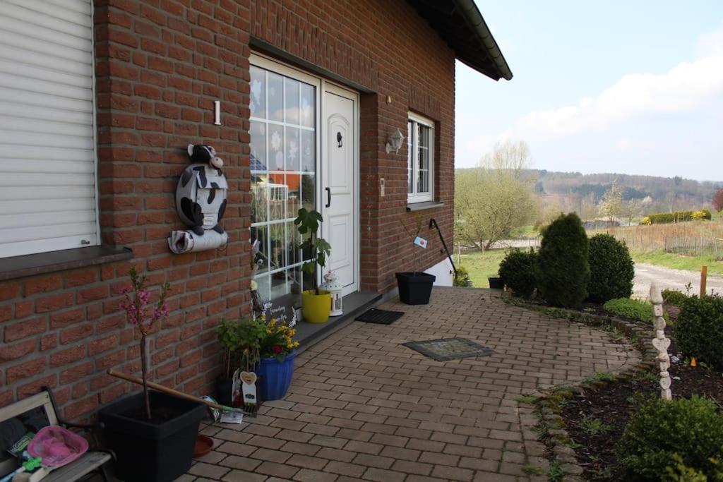 Appartement Ferienwohnung/Monteurwohnung„Ferien wie bei Omma“ 1 Kleine Heide, 59469 Ense