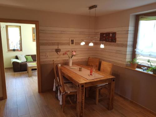 Appartement Ferienwohnung NatureOne 20 Oberweider Straße Kaltennordheim