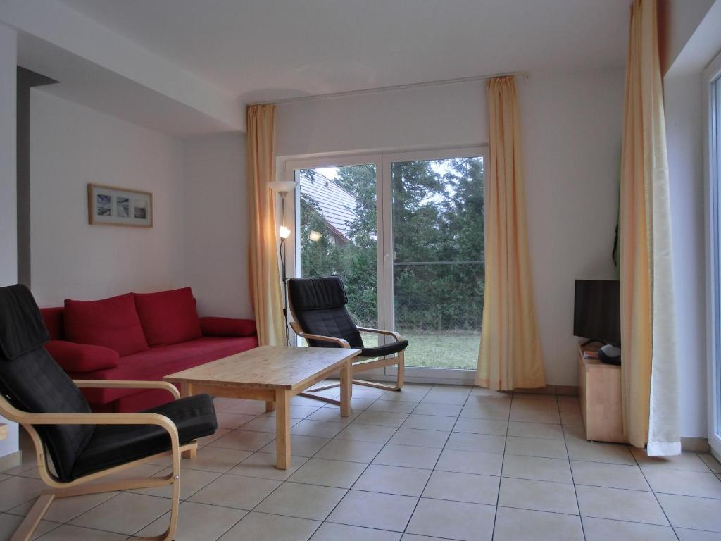 Appartement Ferienwohnung NH10 Am Waldessaum  10b, 18311 Hirschburg