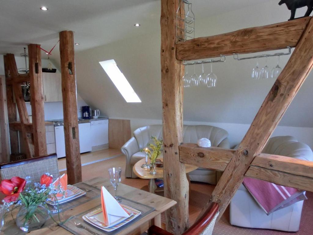 Appartement Ferienwohnung NH5 Zum Wallbach  9, 18311 Hirschburg