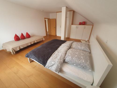 Appartement Ferienwohnung Nussbaum 8 Akazienweg 1. OG Merzig