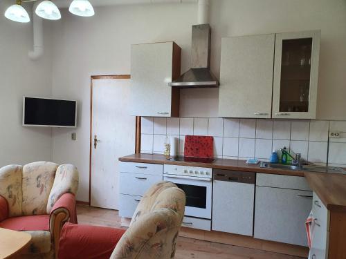 Appartement Ferienwohnung Ost - Alte Schule Sachswitz 11 Am Ehrenhain Greiz