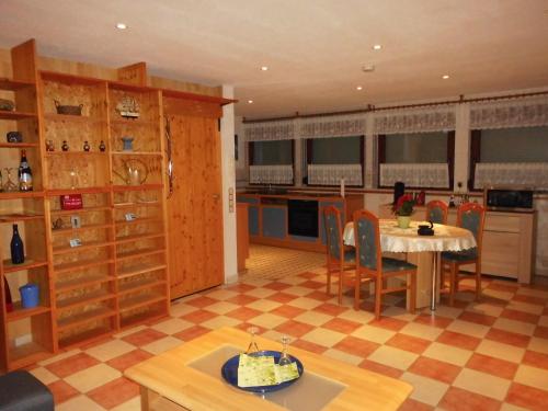 Appartement Ferienwohnung Papsdorf August-Katz-Straße 9a 1 Etage Bad Münder am Deister