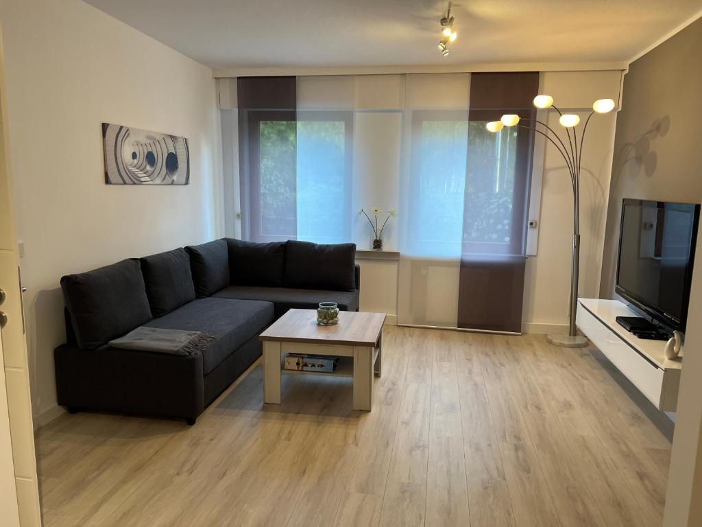 Appartement Ferienwohnung Poppelreiter 8 Scheider Mühlenweg, 42719 Solingen