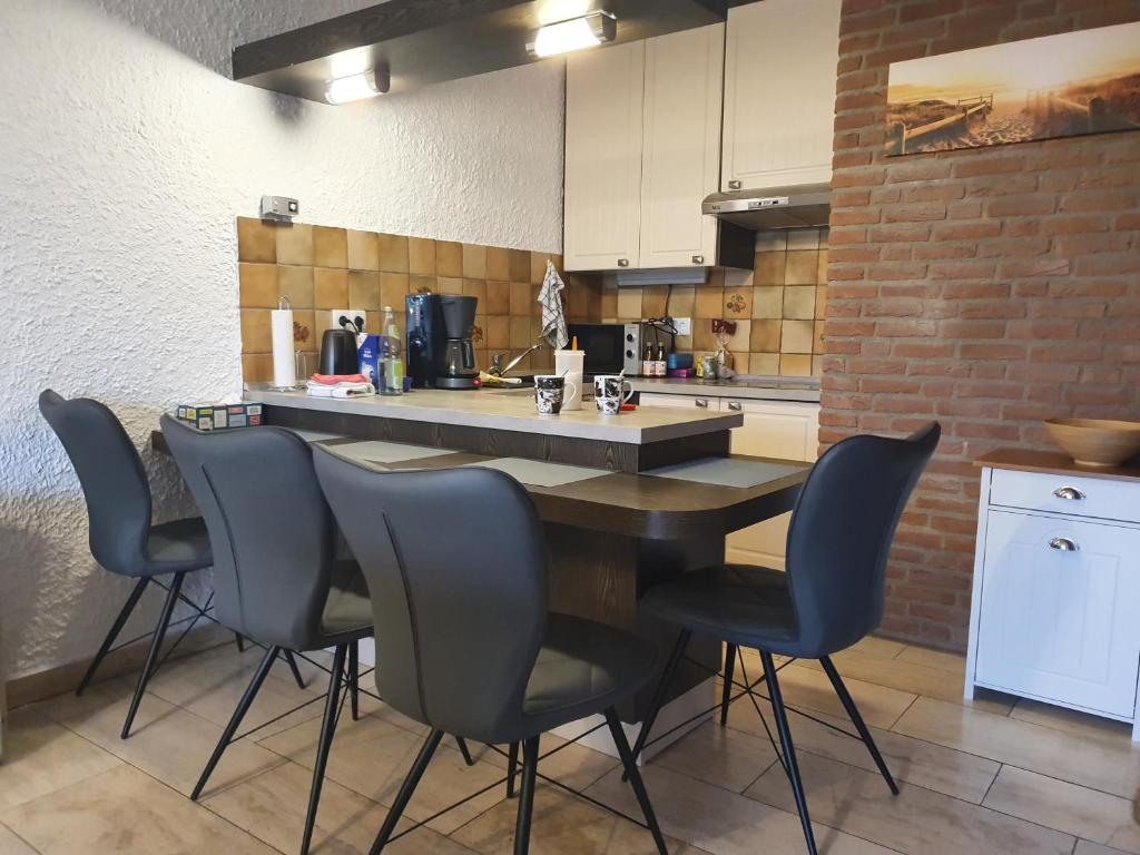 Appartement Ferienwohnung Puustpaus 2 Helgolandstraße, 26969 Butjadingen