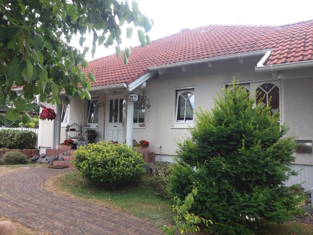 Appartement Ferienwohnung Reuter Friedhofstraße 24, 56651 Niederzissen