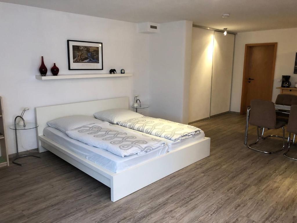 Appartement Ferienwohnung Riesterer Johann-von-Hattsteinstraße 24, 79111 Fribourg-en-Brisgau