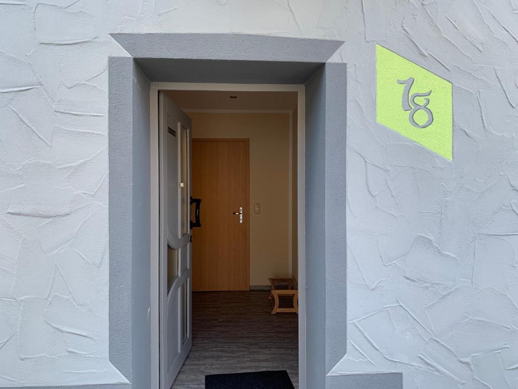 Appartement Ferienwohnung Rosa 18 Heidestraße, 55776 Rohrbach