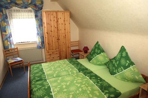 Appartements Ferienwohnung Sauer Zum Hartzberg 4 Hillscheid