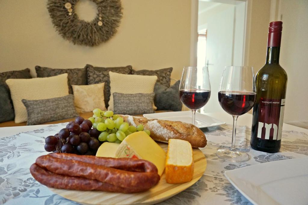 Appartements Ferienwohnung Scheib 11 Im Fronwingert, 55566 Bad Sobernheim