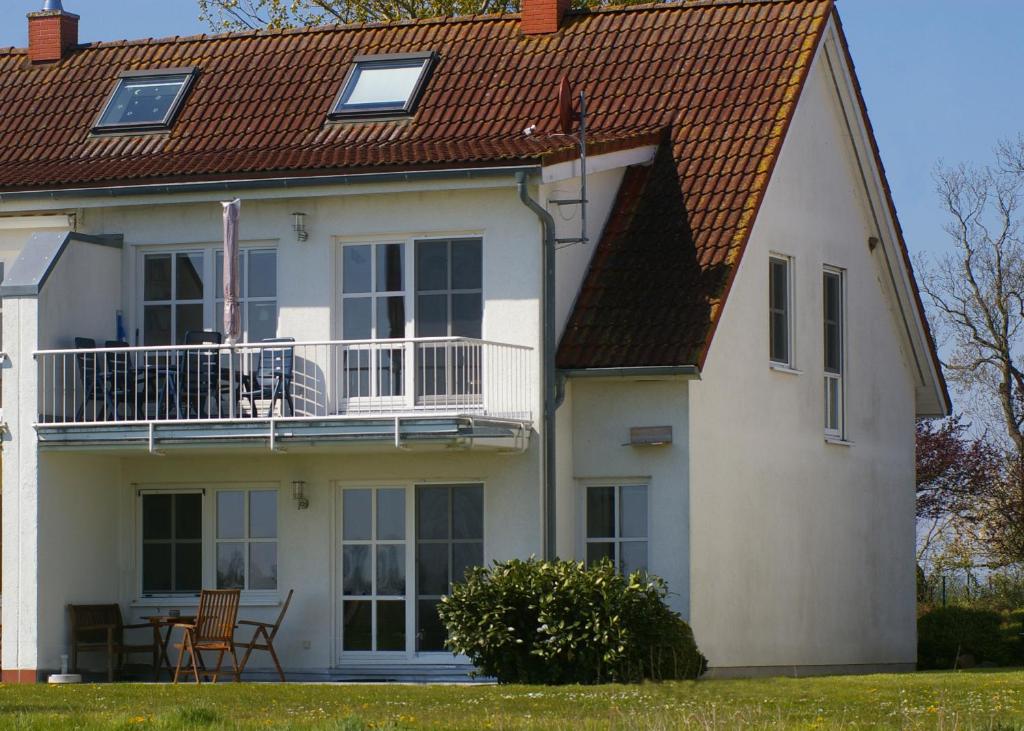 Appartement Ferienwohnung Schwalbennest 11 Hauptstraße, 18574 Zudar