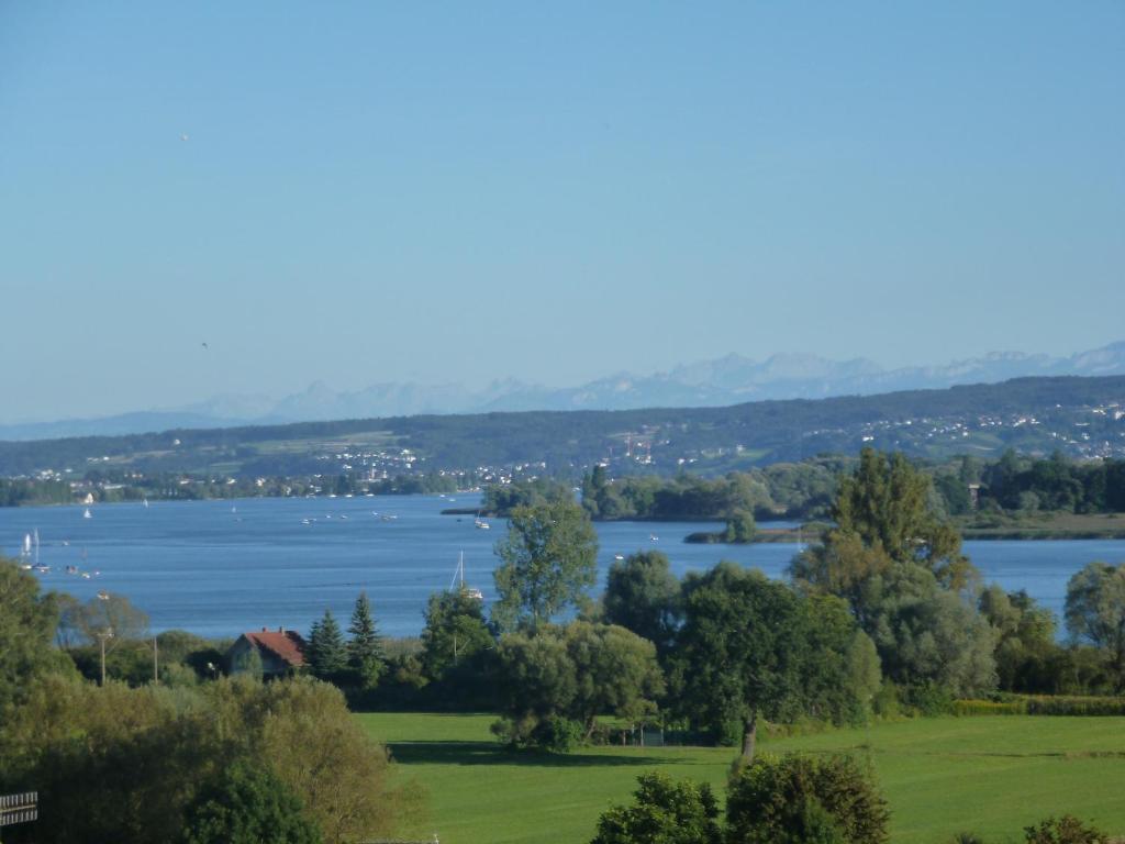 Appartement Ferienwohnung Seeblick 4 Weinburgstraße, 78315 Radolfzell am Bodensee