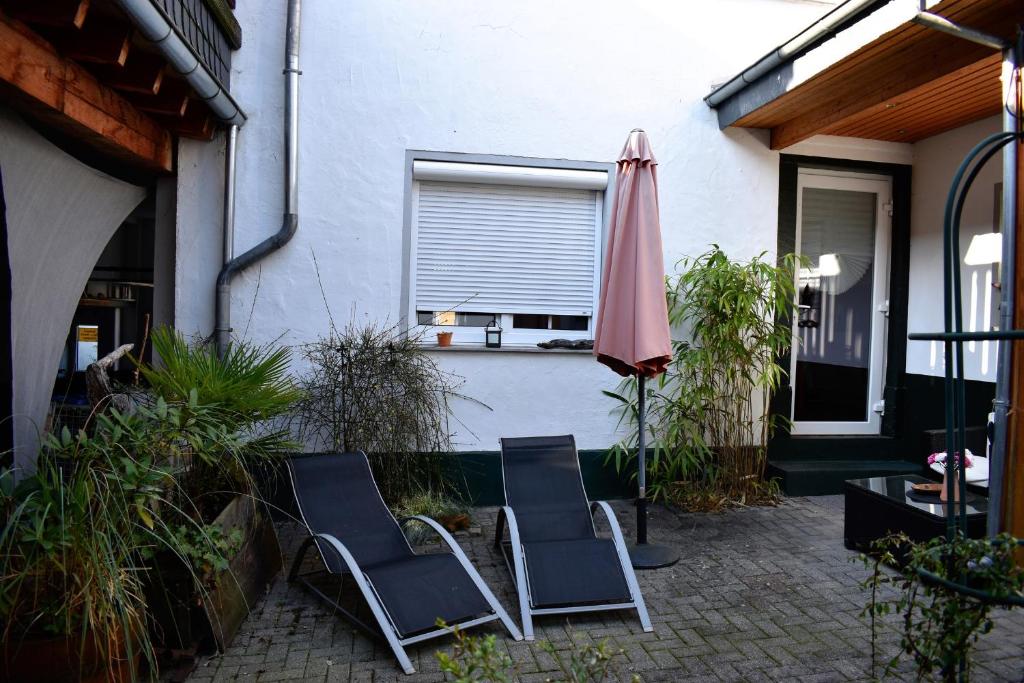 Appartement Ferienwohnung Sonnenuhr Moselweinstraße 172, 54472 Brauneberg