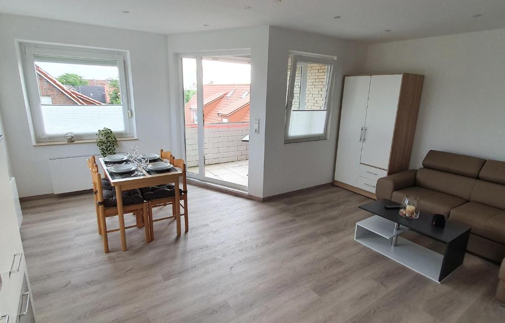 Appartement Ferienwohnung Strandjuwel am Strand 3 Dörper Weg, 26506 Norden