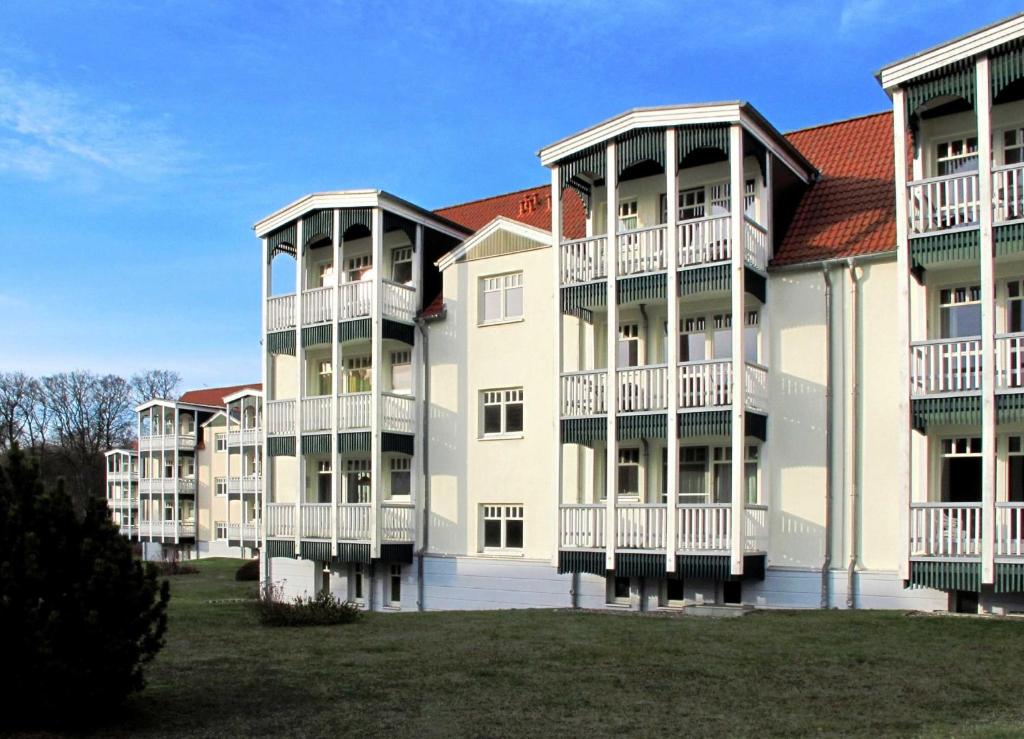 Appartement Ferienwohnung strandnah mit Balkon Am Steinberg 13, 17459 Ostseebad Koserow