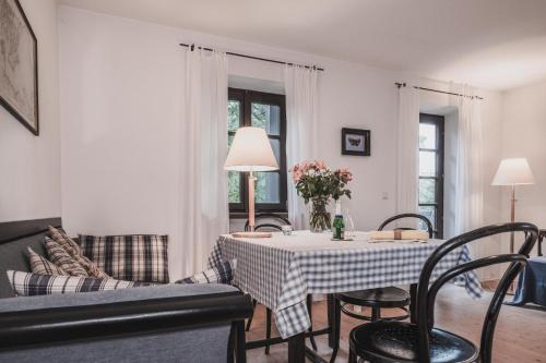 Appartement Ferienwohnung Tausendfreund am Chiemsee 14 Veilchenweg Breitbrunn am Chiemsee