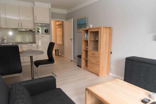 Appartement Ferienwohnung unten Links Drachenbahn 15 Schilksee