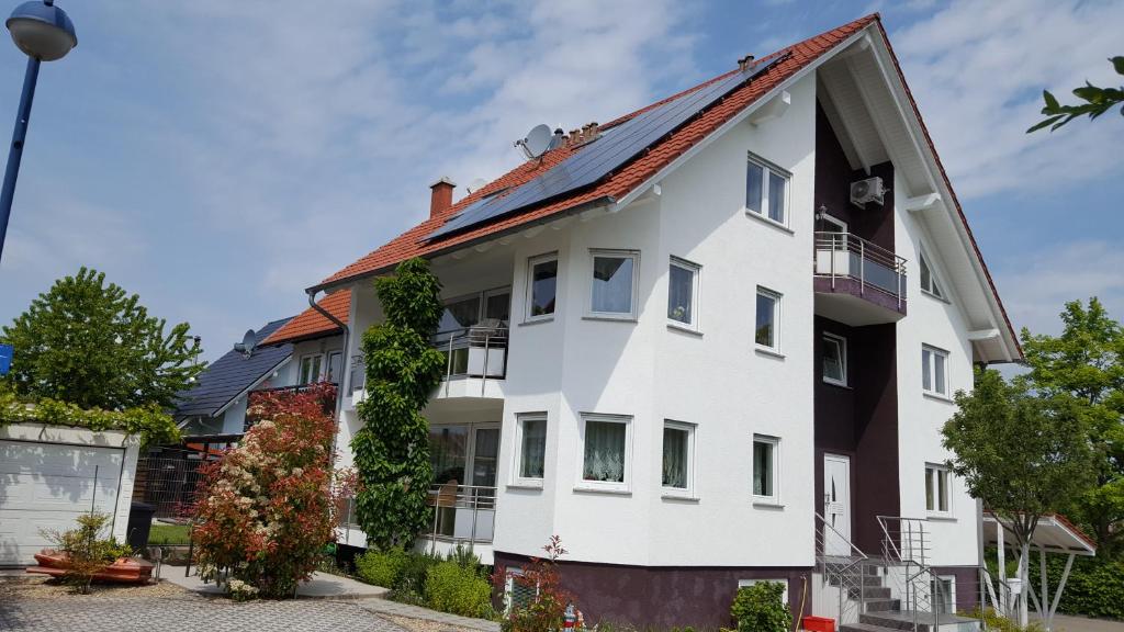 Appartements Ferienwohnung Vikolisa Ahornstraße 12, 76669 Bad Schönborn