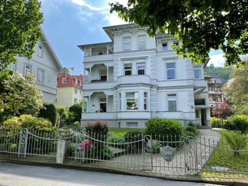 Appartement Ferienwohnung: Villa Eichbaum 44 Am Stadtpark 2 Etage Bad Harzburg