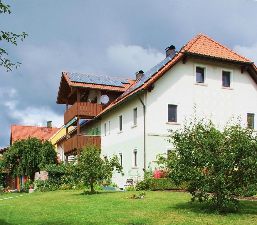 Appartement Ferienwohnung Völkl 10 Raiffeisenstraße, 92723 Tännesberg