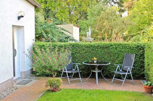 Appartement Ferienwohnung Waren SEE 5671 Fontanestraße 39 Kolonie Ecktanne