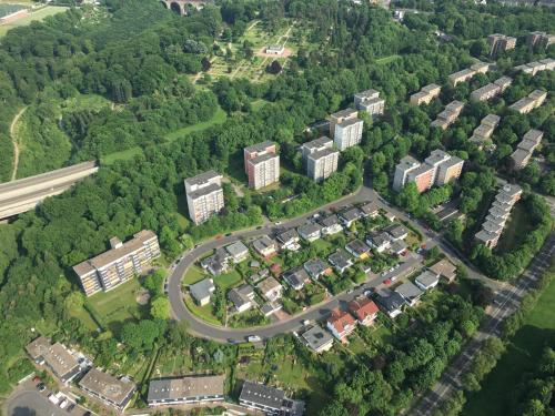 Appartement Ferienwohnung Weitblick Von-Fraunhofer-Str. 4 6. OG Velbert