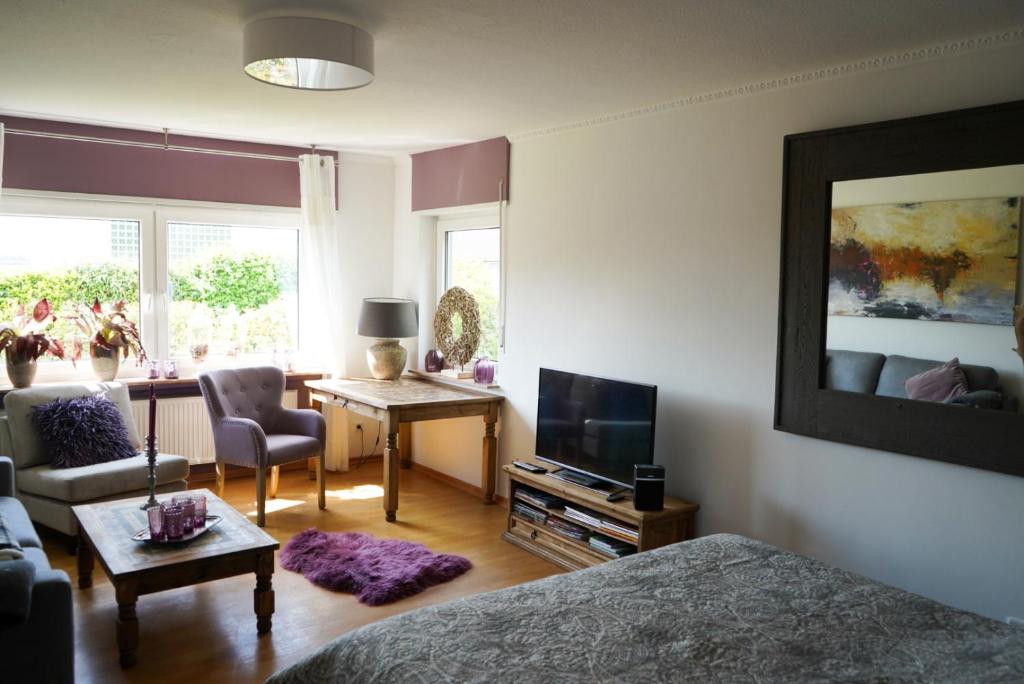 Appartement Ferienwohnung Zeilfelder Kurpfalzstraße 3, 69493 Hirschberg an der Bergstraße