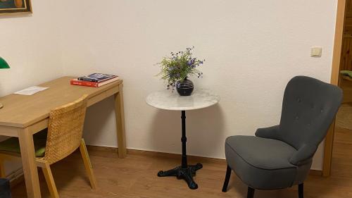 Appartement Ferienwohnung Zentrum Friedrich-Ebert-Straße 6 Wohnung Neuruppin