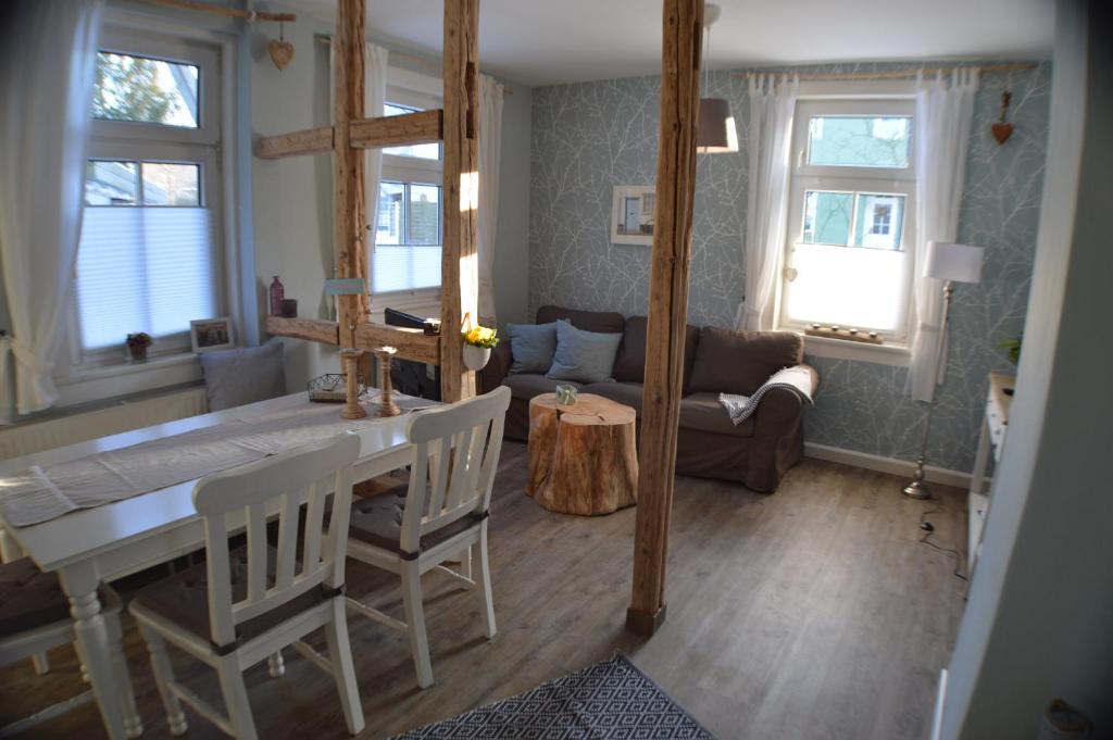 Appartement Ferienwohnung \ Zimmerbergstr. 9 Erdgeschoss, 99891 Tabarz