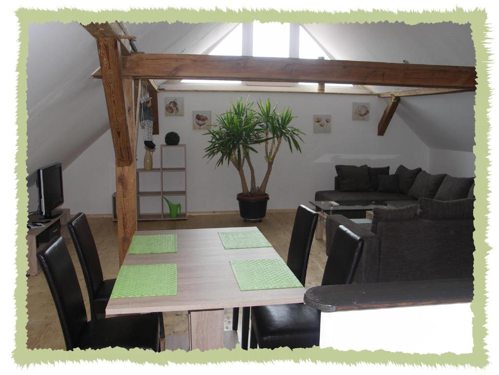 Appartement Ferienwohnung zum Bernerhof Rellyner Str. 2, 17111 Lindenberg
