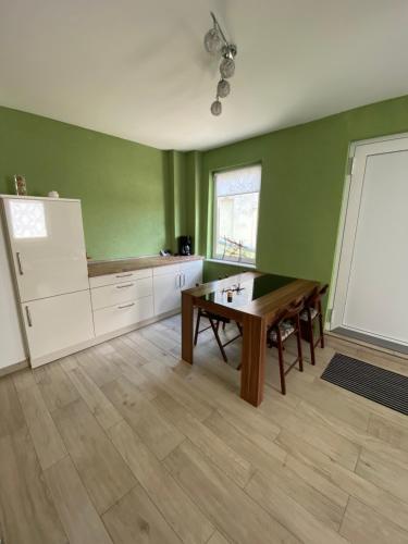 Appartement Ferienwohnung Zum Saaletalblick Hallesche Straße 73c Naumbourg