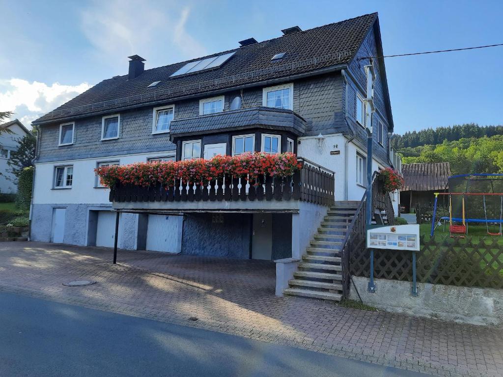 Appartement Ferienwohnung Zum Tannenwirt 12 Zum Spitzen Land, 59964 Medebach