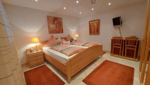 Appartement Ferienwohnung Zum Weinberg 7 Am Sportplatz Großkarlbach