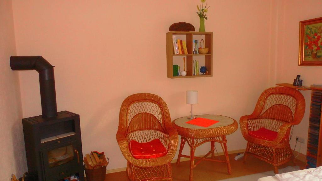 Appartement Ferienwohnung-zur-Eselsbruecke Bergstraße 7, 01814 Rathmannsdorf