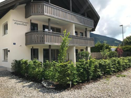 Appartements Ferienwohnungen Alpenflair - barrierefrei urlauben 2A Welfengasse Oberammergau