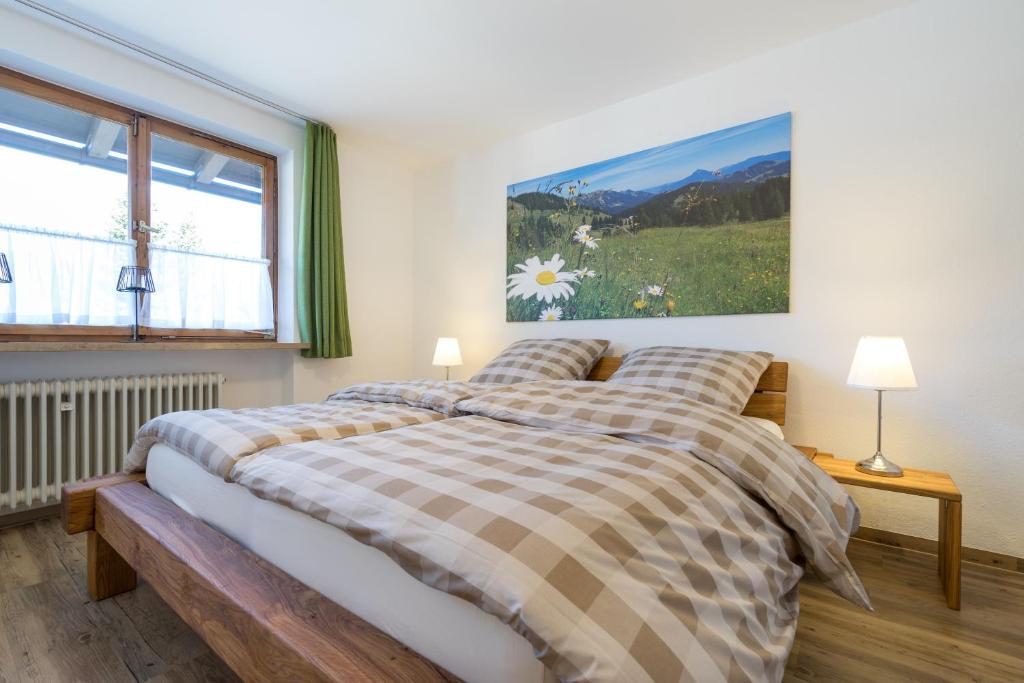 Appartements Ferienwohnungen Alpentraum - Landhaus Eberle 1 Buindgasse, 87561 Oberstdorf