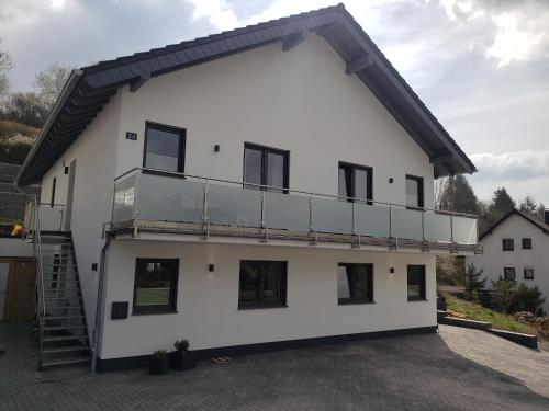 Appartements Ferienwohnungen am Aeppelsberg 24 Bergstraße Volkesfeld