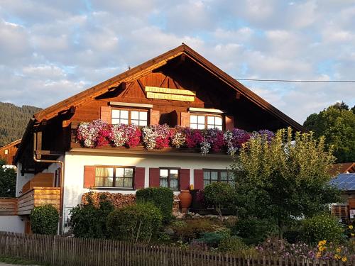 Appartements Ferienwohnungen am Buchbrunnen Buchbrunnenweg 1 Pfronten