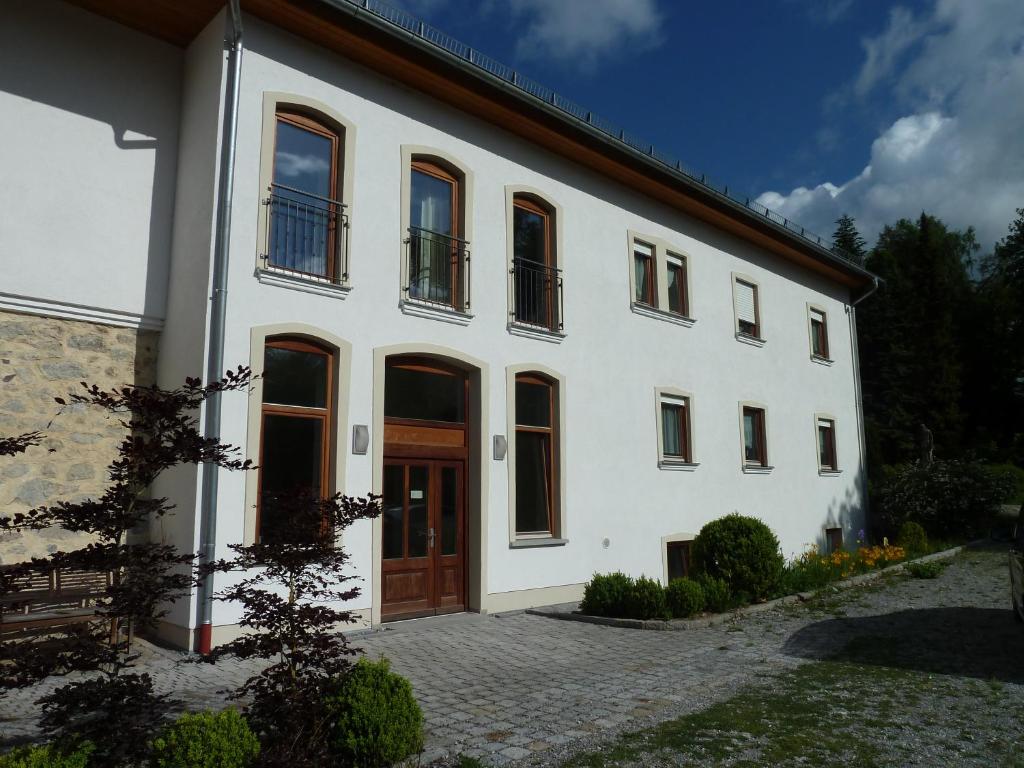 Appartements Ferienwohnungen am Büchlhof im Oberpfälzer Seenland Büchlhof 1, 92431 Neunburg vorm Wald