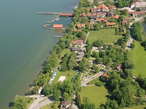 Appartements Ferienwohnungen Am Strandbad Bei den Bädern 3 Chieming