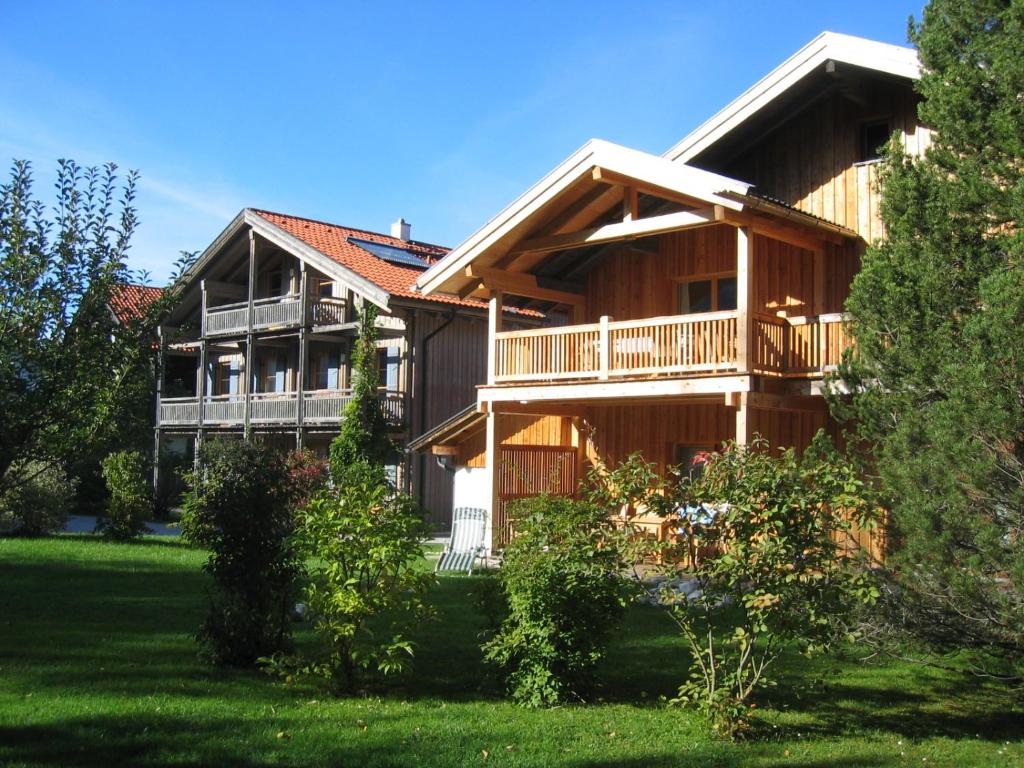 Appartements Ferienwohnungen Evi Huber Rottenbucher Strasse 14, 82487 Oberammergau