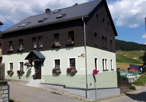 Ferienwohnungen Fam. Lippert Kurort Oberwiesenthal allemagne