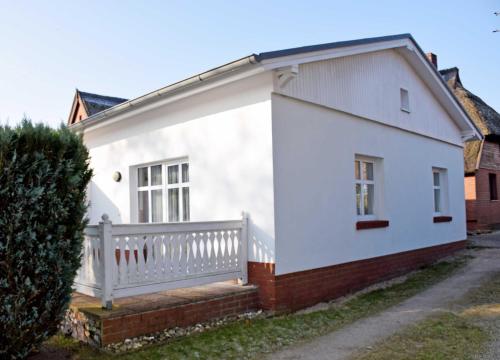 Appartements Ferienwohnungen Fiete _ Ole Hauptstraße 11 Sellin