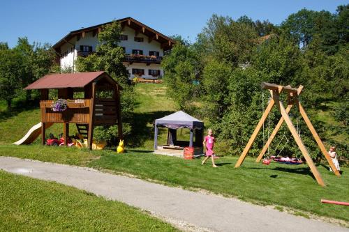 Appartements Ferienwohnungen Gastager - Lohener Hof Lohen 12 Ruhpolding